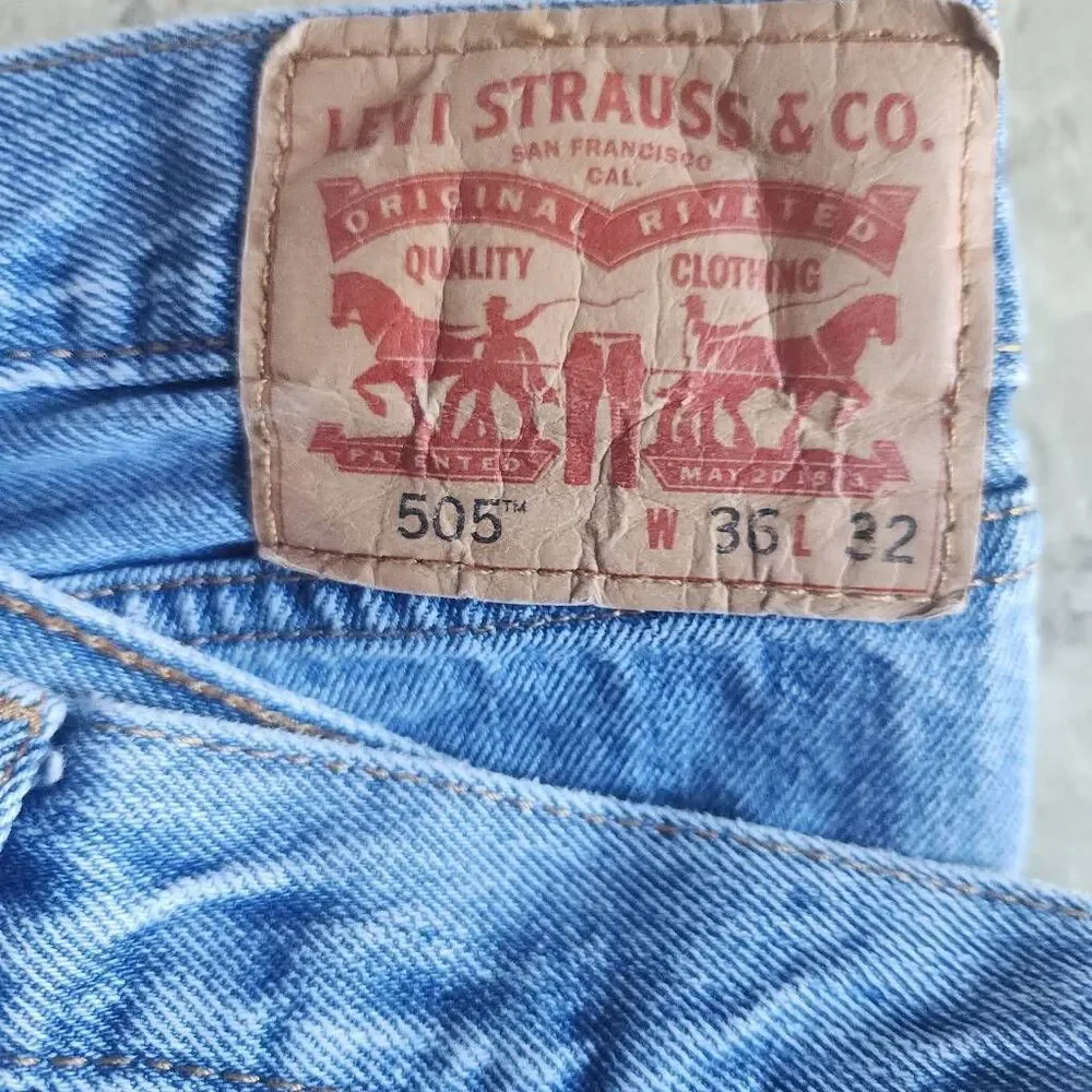 Levis levis 505